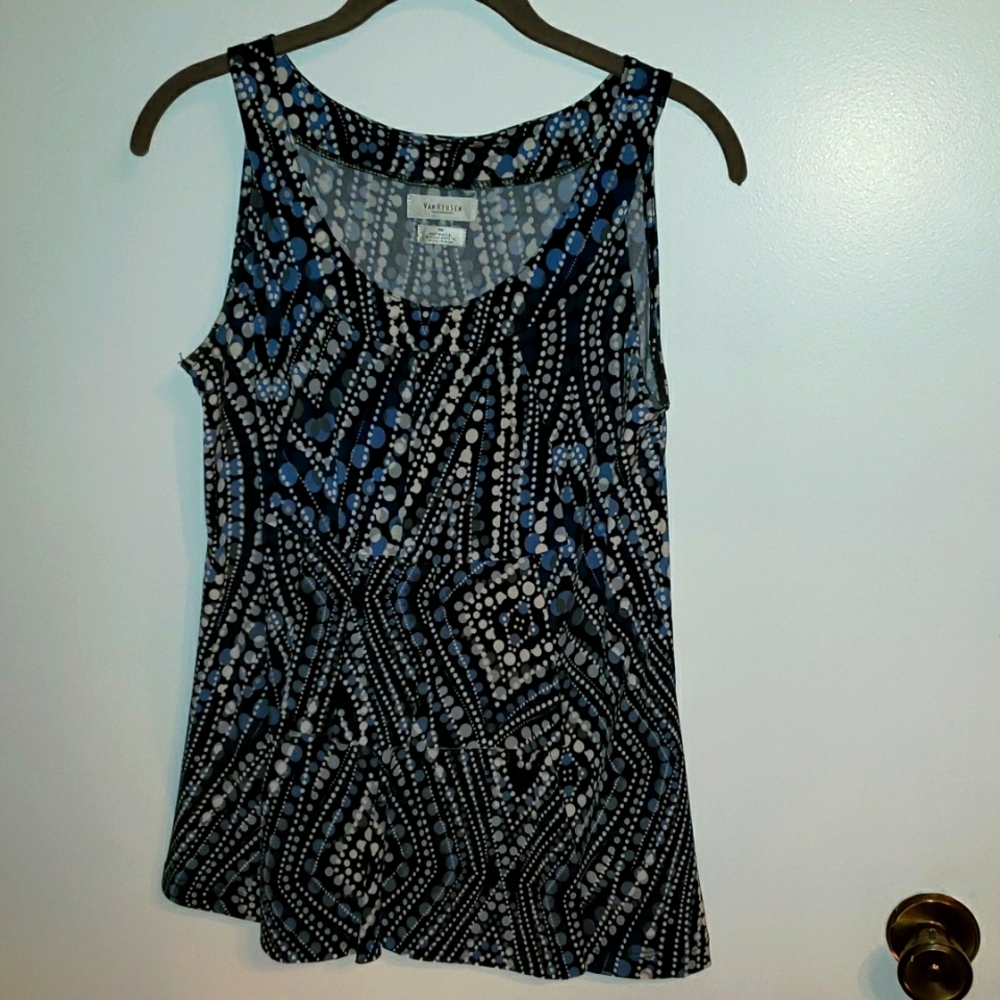 3/$10 🛒Van Heusen dressy tank top